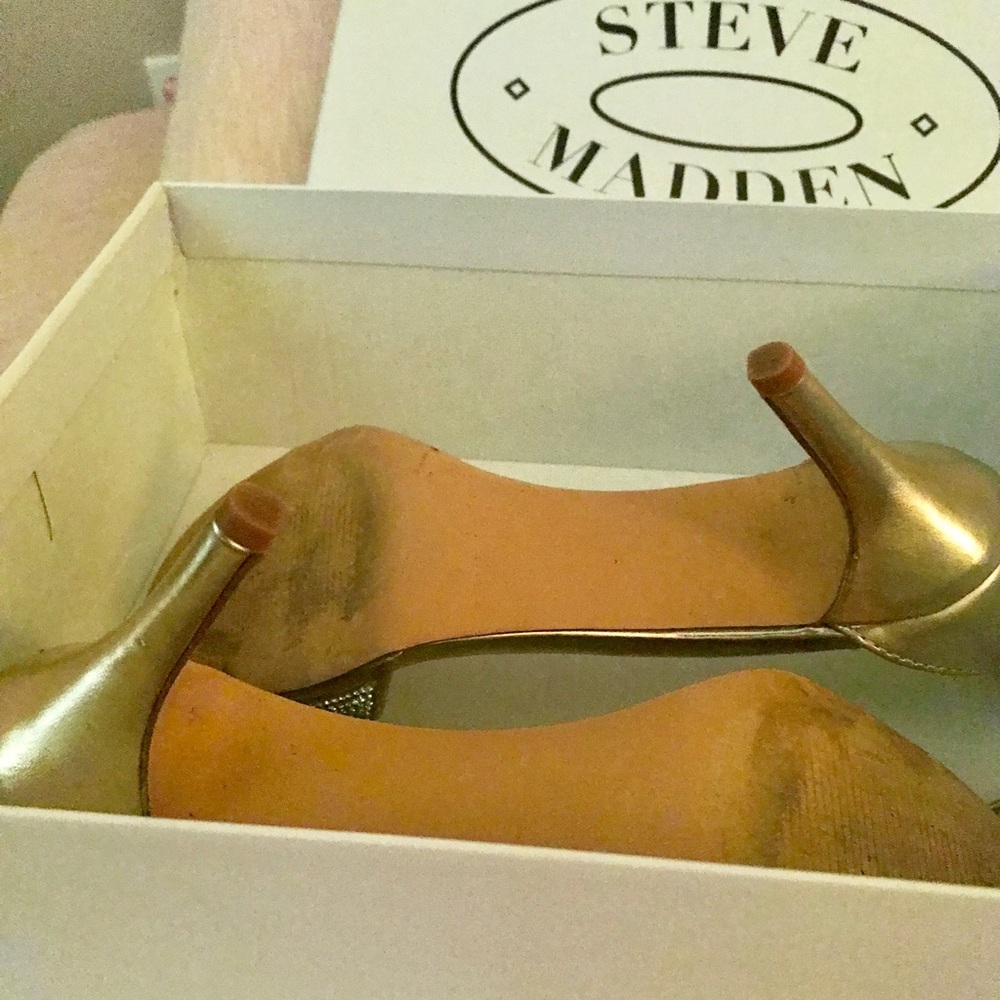 Steve Madden rose gold heels - Picture 2 of 3